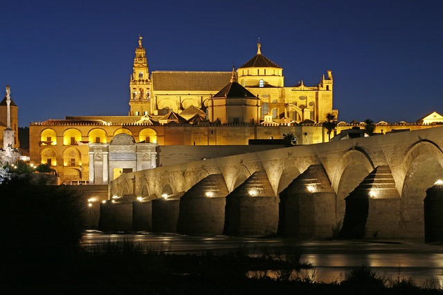 Grúas En Córdoba